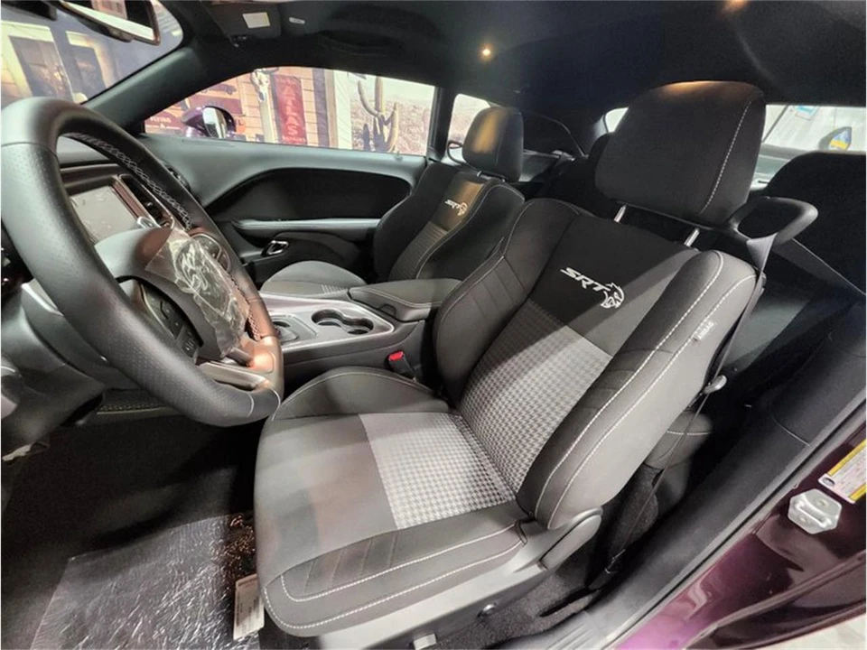 2022 Dodge Challenger 3rd Gen - Image 9 of 31