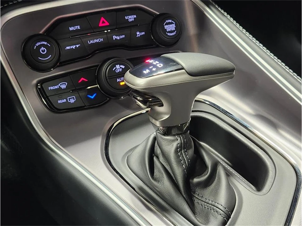 2022 Dodge Challenger 3rd Gen - Image 15 of 31