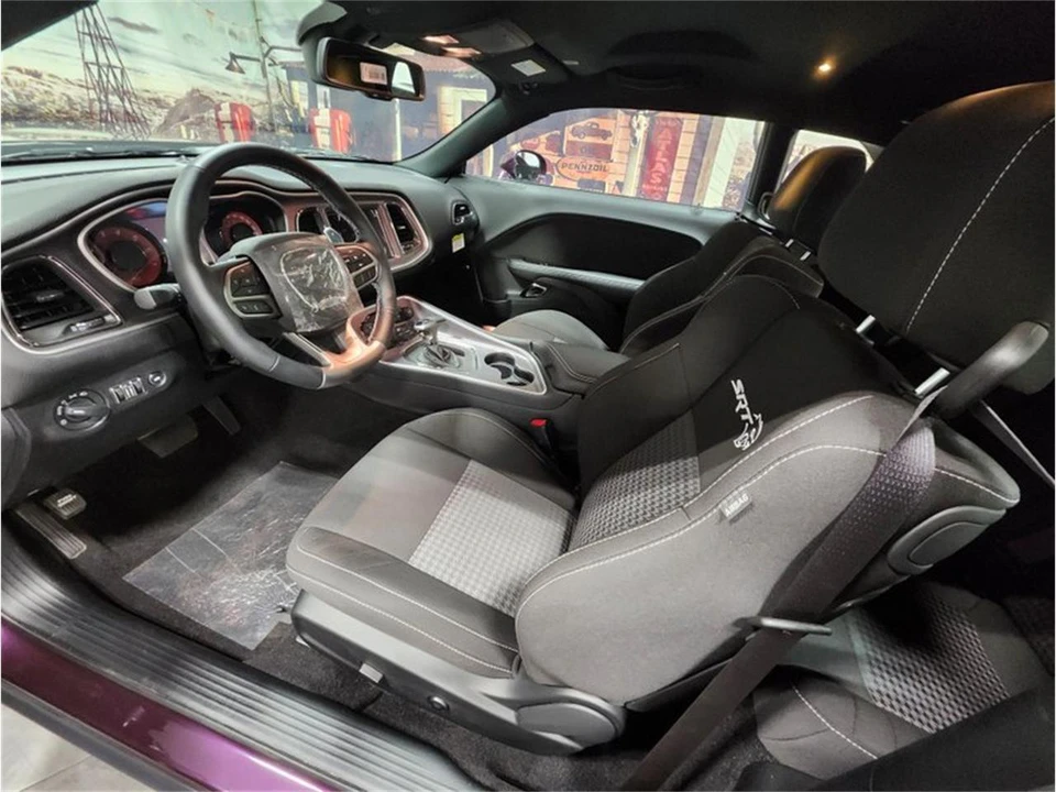 2022 Dodge Challenger 3rd Gen - Image 8 of 31