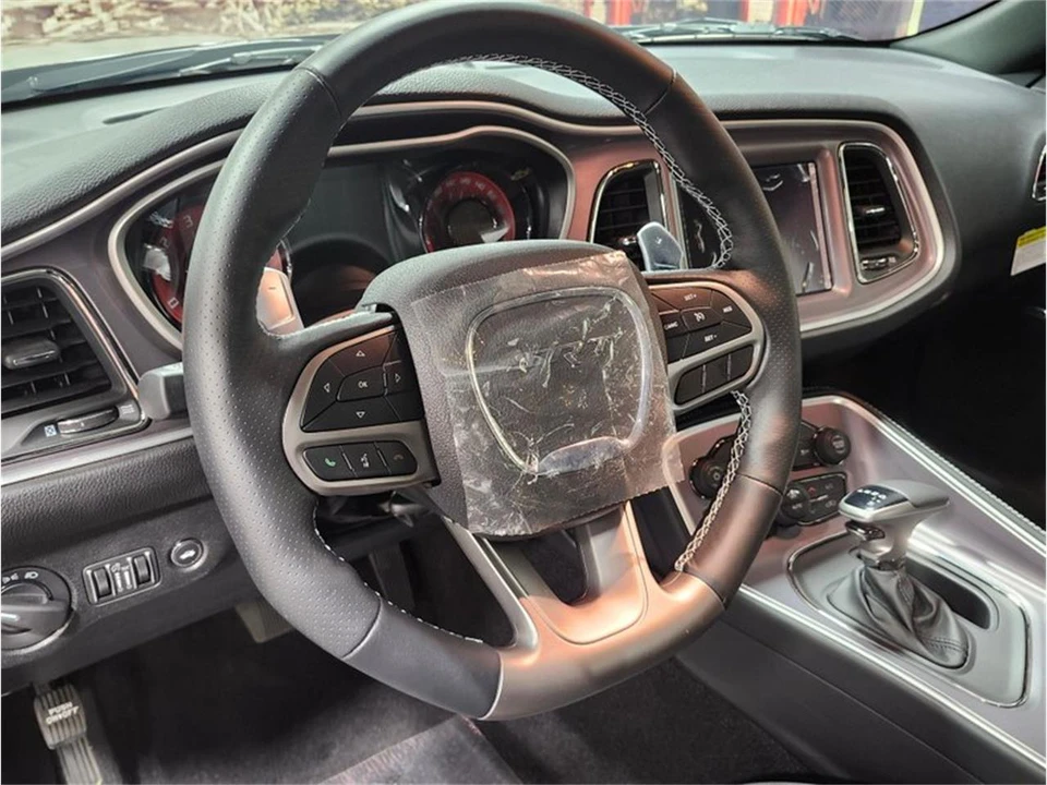2022 Dodge Challenger 3rd Gen - Image 10 of 31
