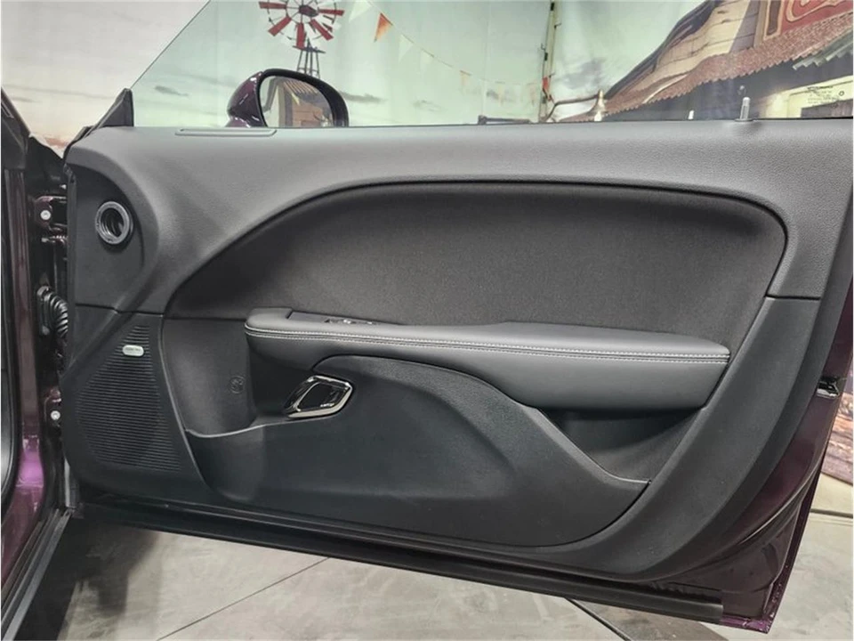 2022 Dodge Challenger 3rd Gen - Image 23 of 31
