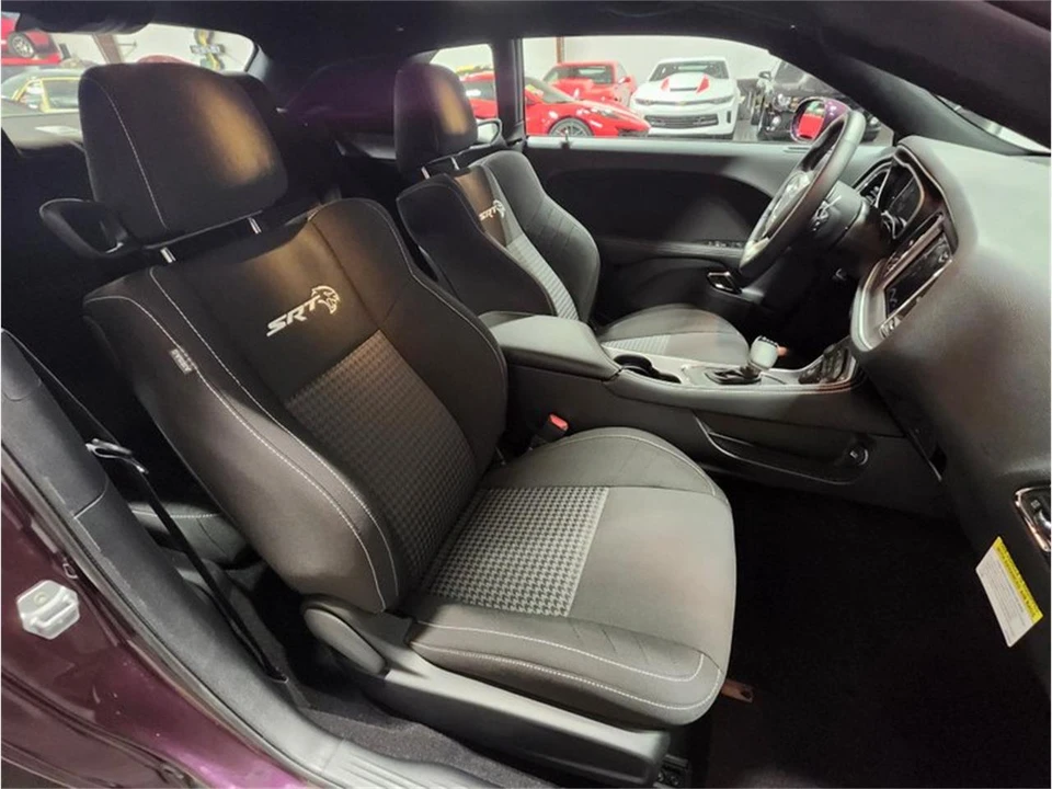 2022 Dodge Challenger 3rd Gen - Image 19 of 31