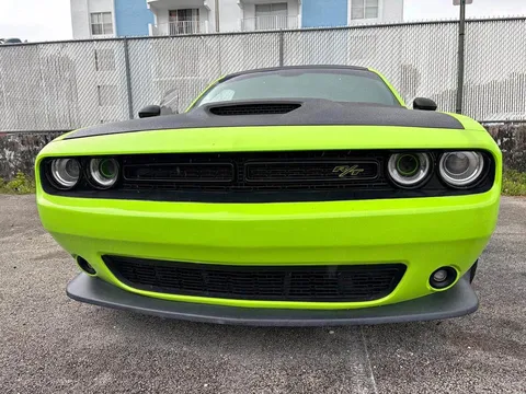 2022 Dodge Challenger 392 Hemi Scat Pack Shaker