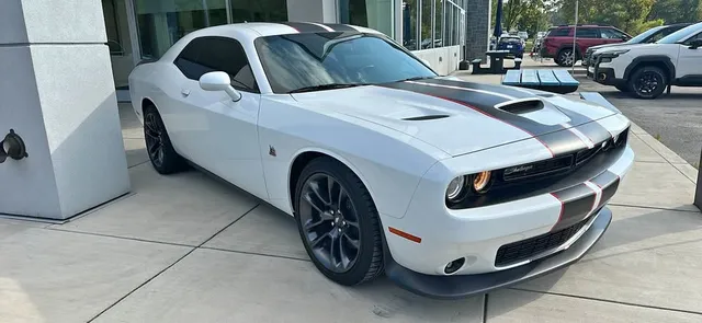 2022 Dodge Challenger 392 Hemi Scat Pack Shaker Coupe 2D