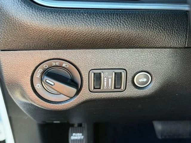 2022 Dodge Challenger 3rd Gen - Image 8 of 15