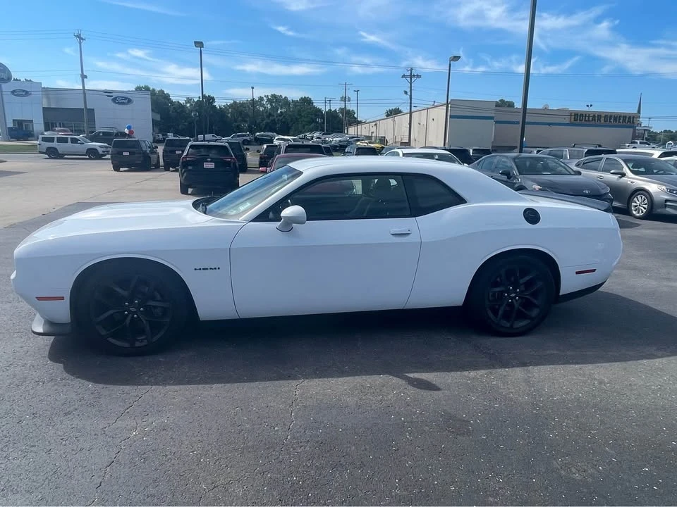 2022 Dodge Challenger 3rd Gen - Image 3 of 9
