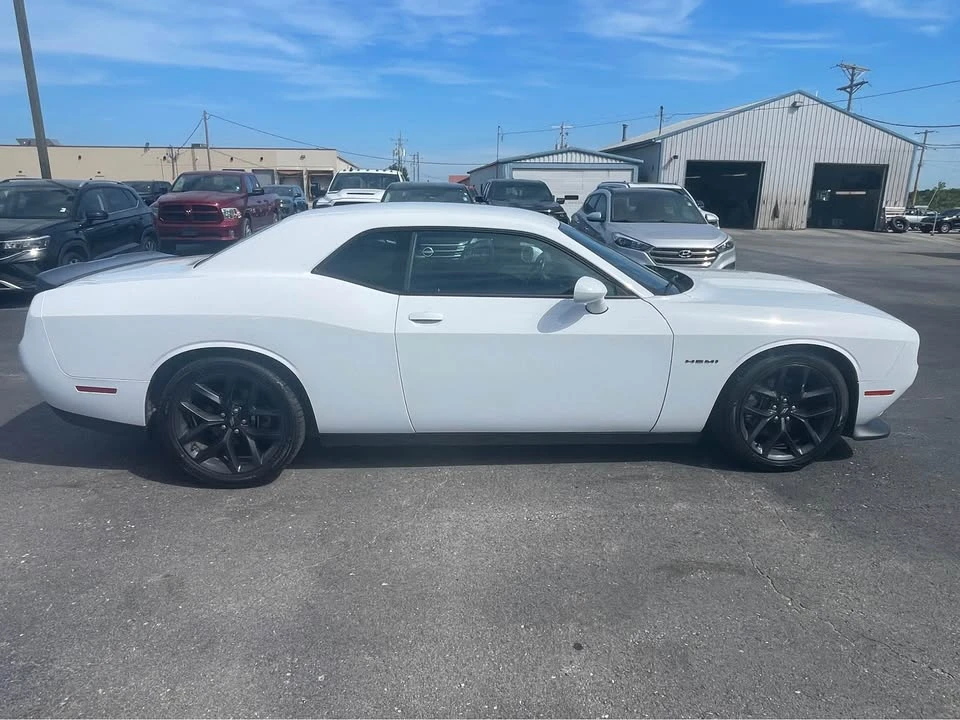 2022 Dodge Challenger 3rd Gen - Image 7 of 9