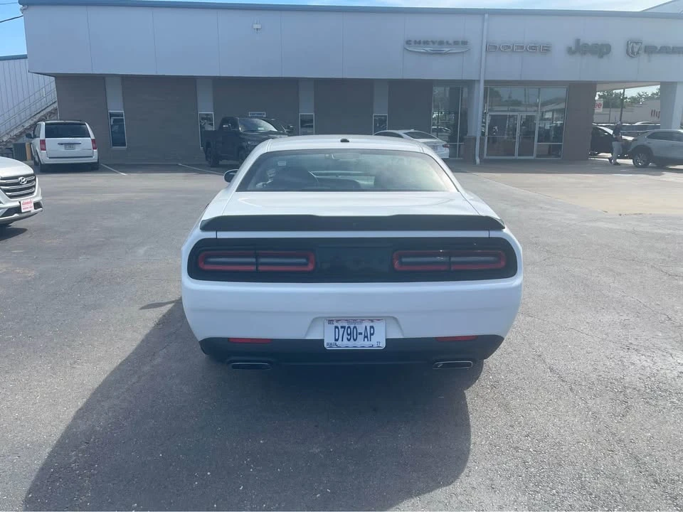 2022 Dodge Challenger 3rd Gen - Image 5 of 9