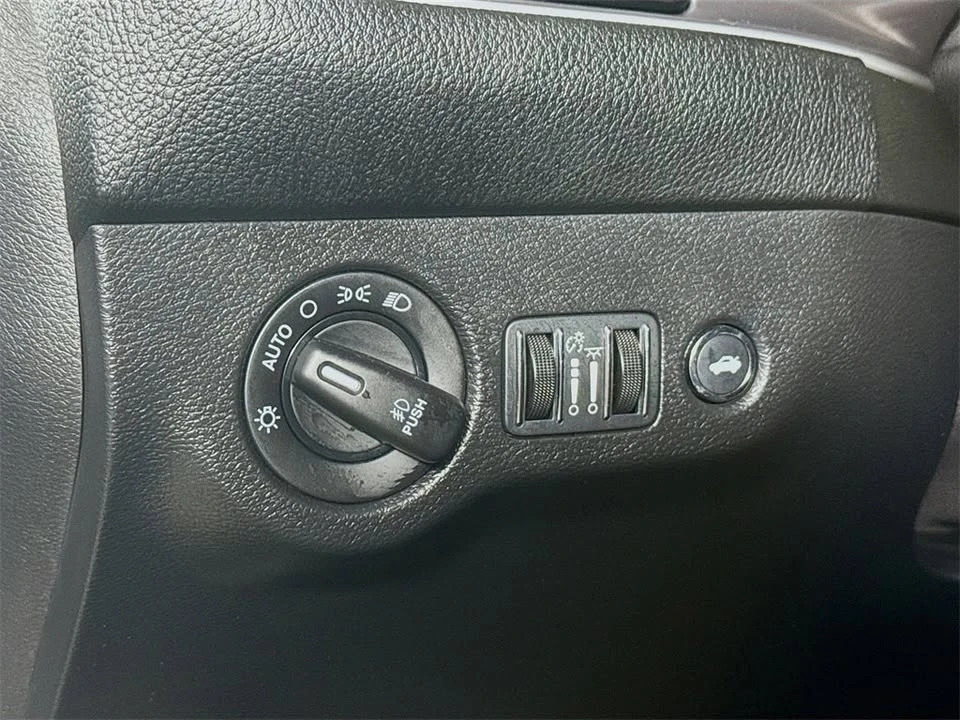 2022 Dodge Challenger 3rd Gen - Image 11 of 20