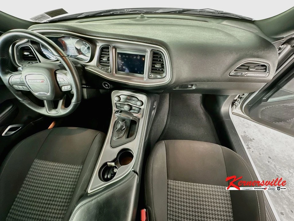 2022 Dodge Challenger 3rd Gen - Image 10 of 24