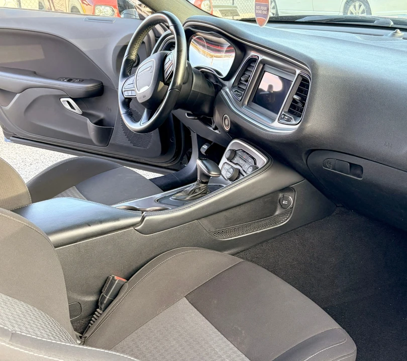 2022 Dodge Challenger 3rd Gen - Image 10 of 19