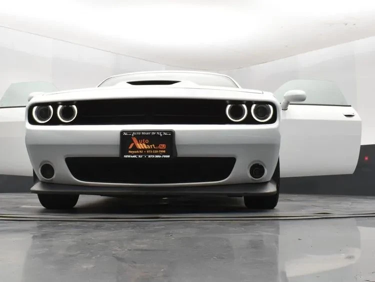 2022 Dodge Challenger 3rd Gen - Image 11 of 12