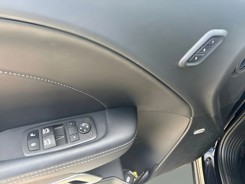 2022 Dodge Challenger 3rd Gen - Image 17 of 22