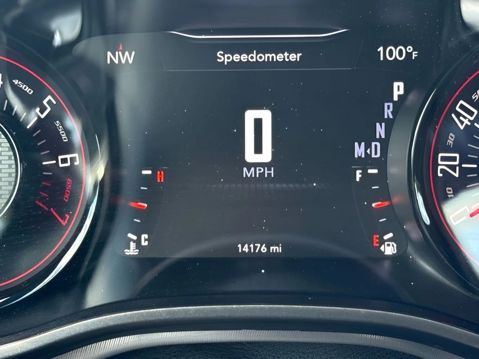 2022 Dodge Challenger 3rd Gen - Image 15 of 22