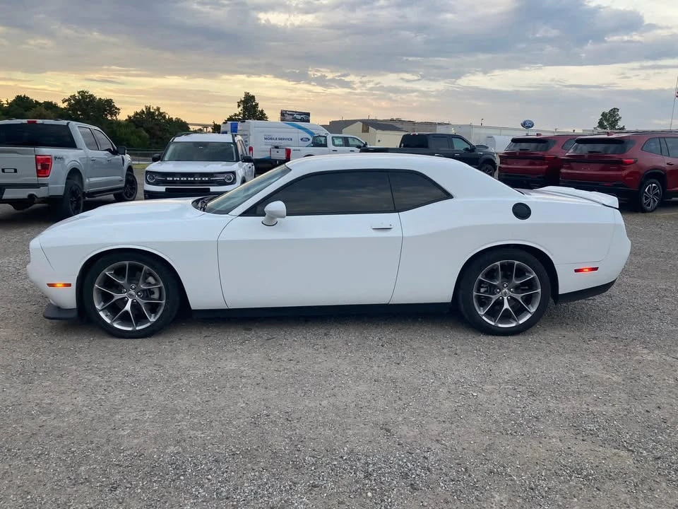 2022 Dodge Challenger 3rd Gen - Image 3 of 9