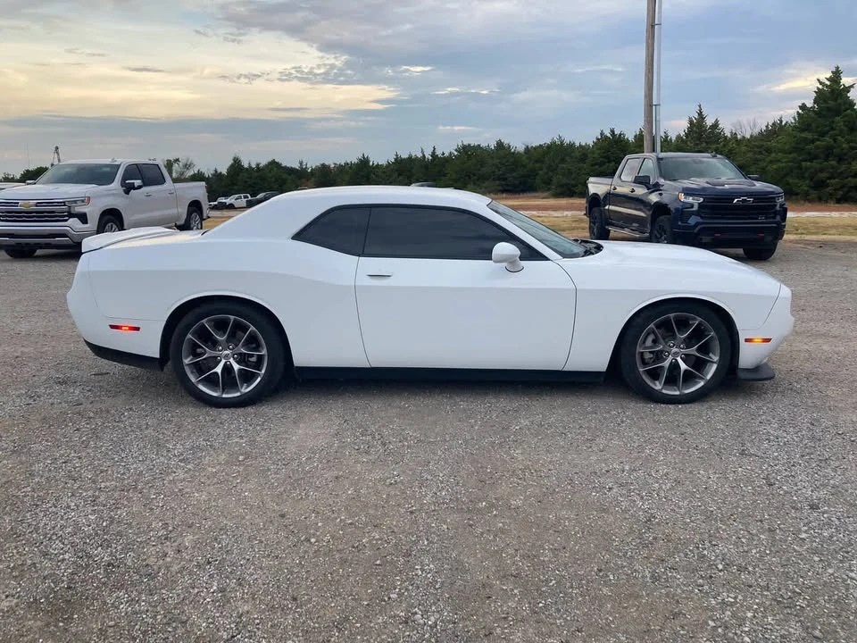 2022 Dodge Challenger 3rd Gen - Image 5 of 9