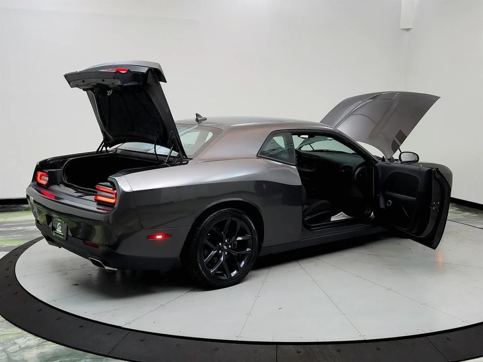 2022 Dodge Challenger 3rd Gen - Image 11 of 12