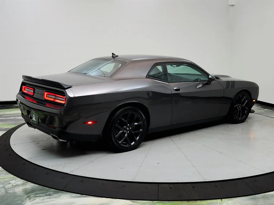 2022 Dodge Challenger 3rd Gen - Image 5 of 12