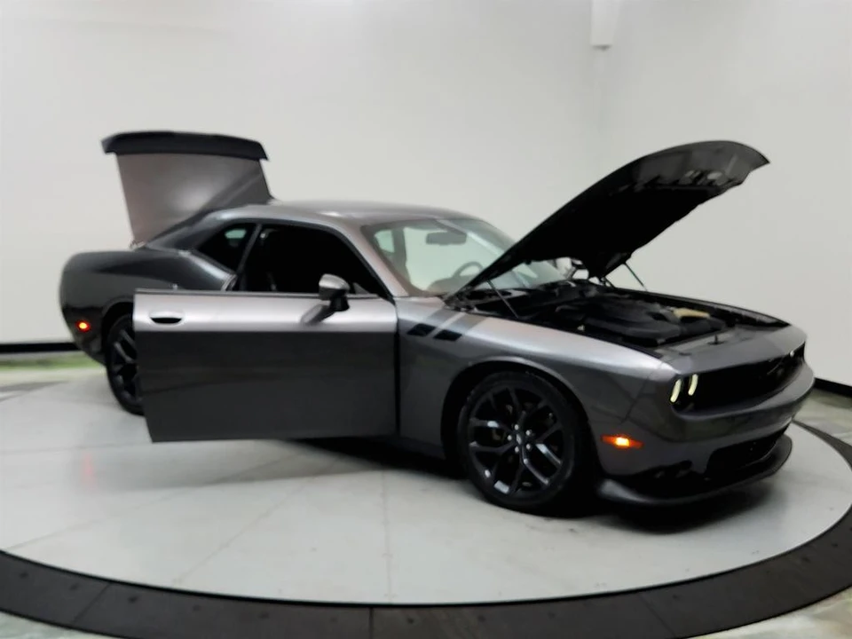 2022 Dodge Challenger 3rd Gen - Image 10 of 12