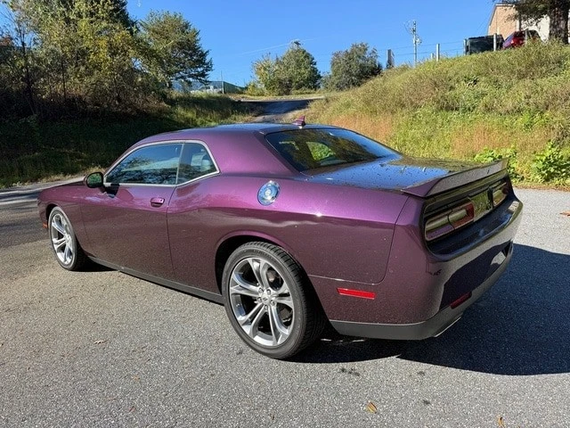 2022 Dodge Challenger 3rd Gen - Image 8 of 12