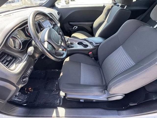 2022 Dodge Challenger 3rd Gen - Image 17 of 30