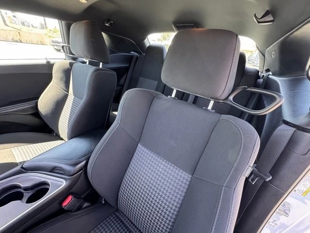 2022 Dodge Challenger 3rd Gen - Image 19 of 30