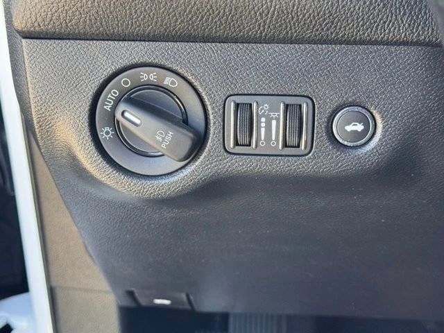 2022 Dodge Challenger 3rd Gen - Image 24 of 30