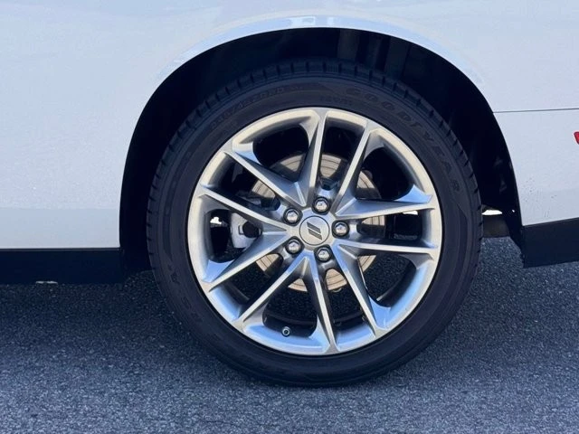 2022 Dodge Challenger 3rd Gen - Image 14 of 21