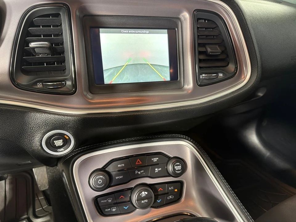2022 Dodge Challenger 3rd Gen - Image 15 of 22