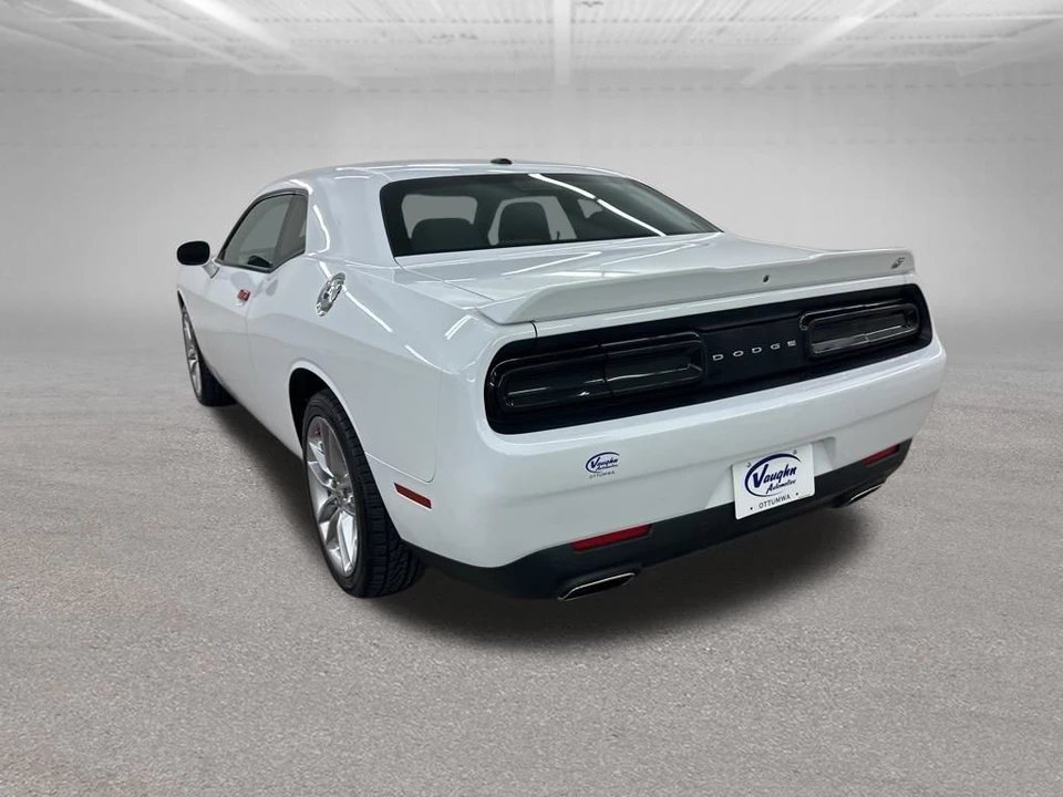 2022 Dodge Challenger 3rd Gen - Image 10 of 12