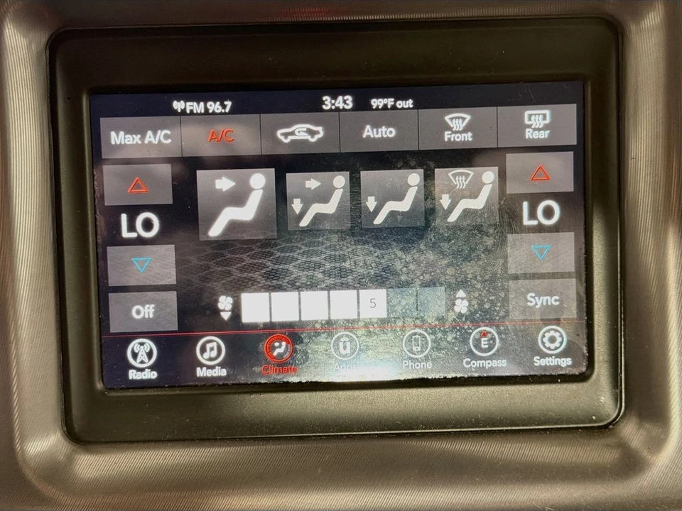 2022 Dodge Challenger 3rd Gen - Image 18 of 31