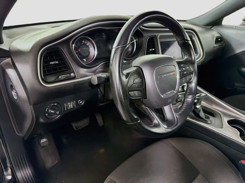 2022 Dodge Challenger 3rd Gen - Image 10 of 31