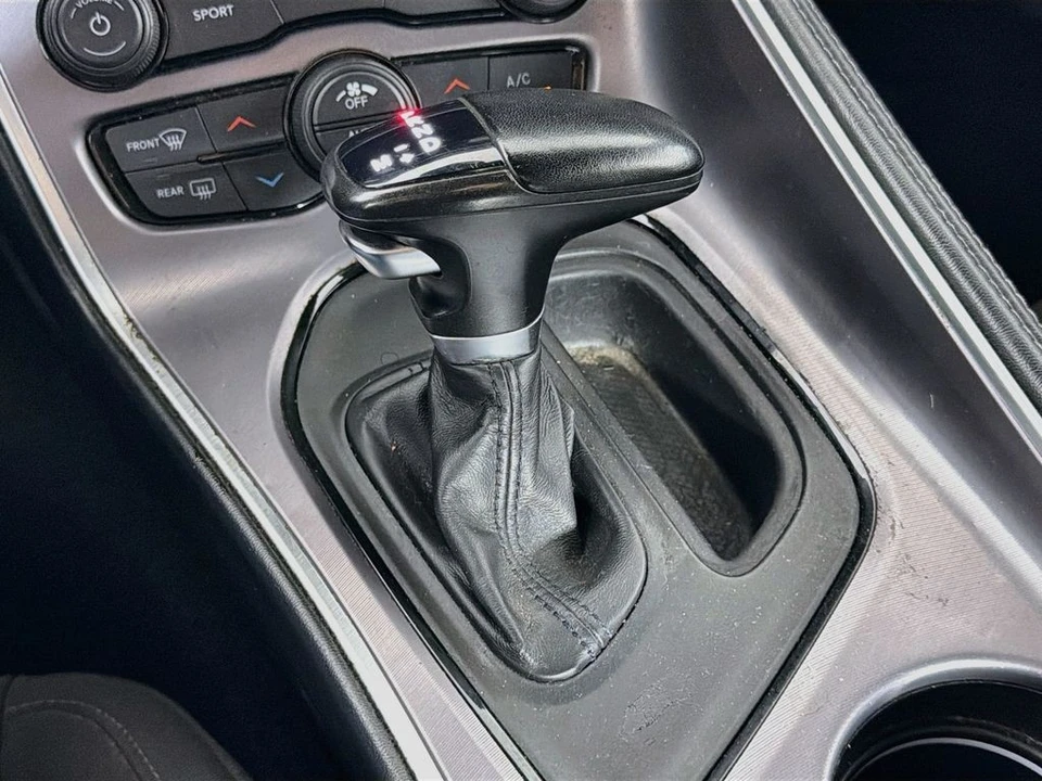 2022 Dodge Challenger 3rd Gen - Image 19 of 31