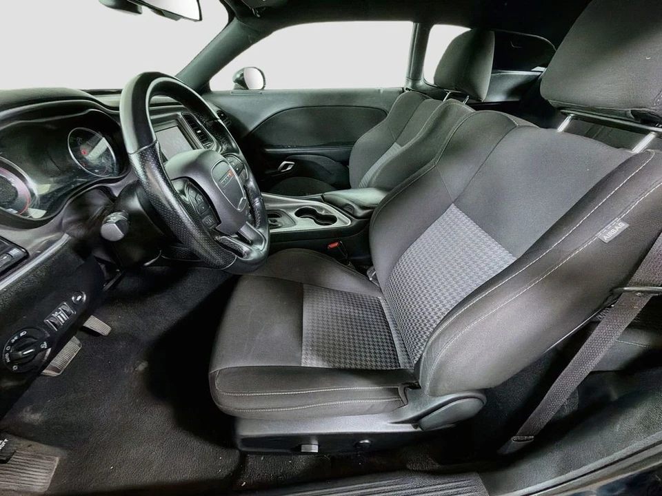 2022 Dodge Challenger 3rd Gen - Image 12 of 31