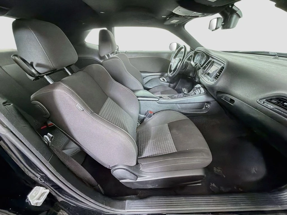 2022 Dodge Challenger 3rd Gen - Image 29 of 31