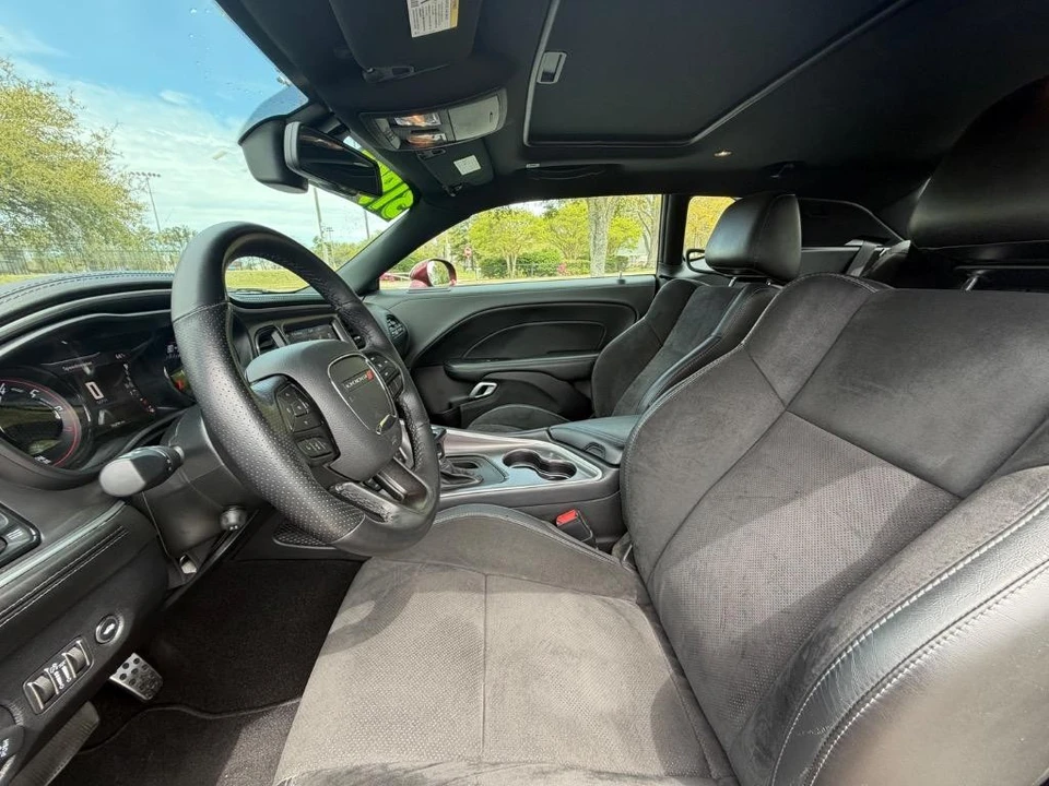 2022 Dodge Challenger 3rd Gen - Image 8 of 31