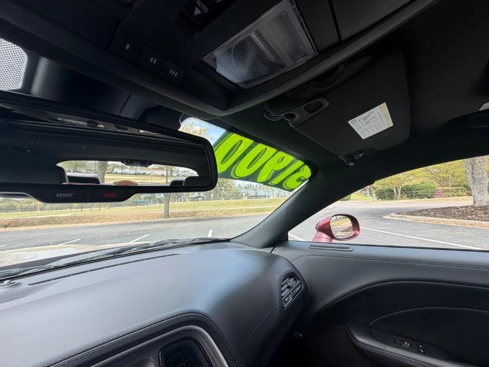 2022 Dodge Challenger 3rd Gen - Image 21 of 31