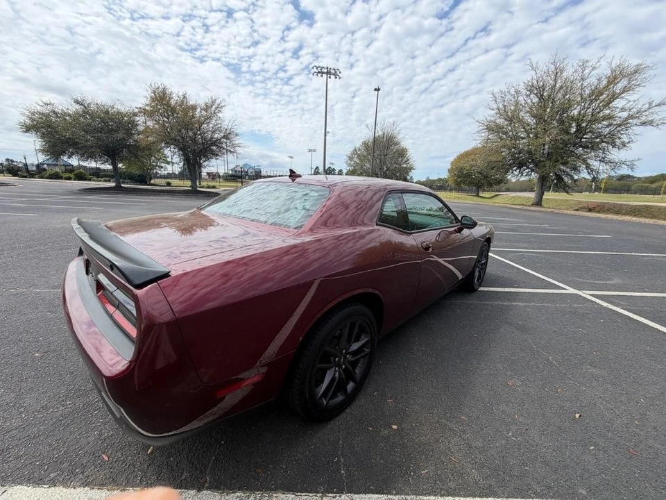 2022 Dodge Challenger 3rd Gen - Image 29 of 31