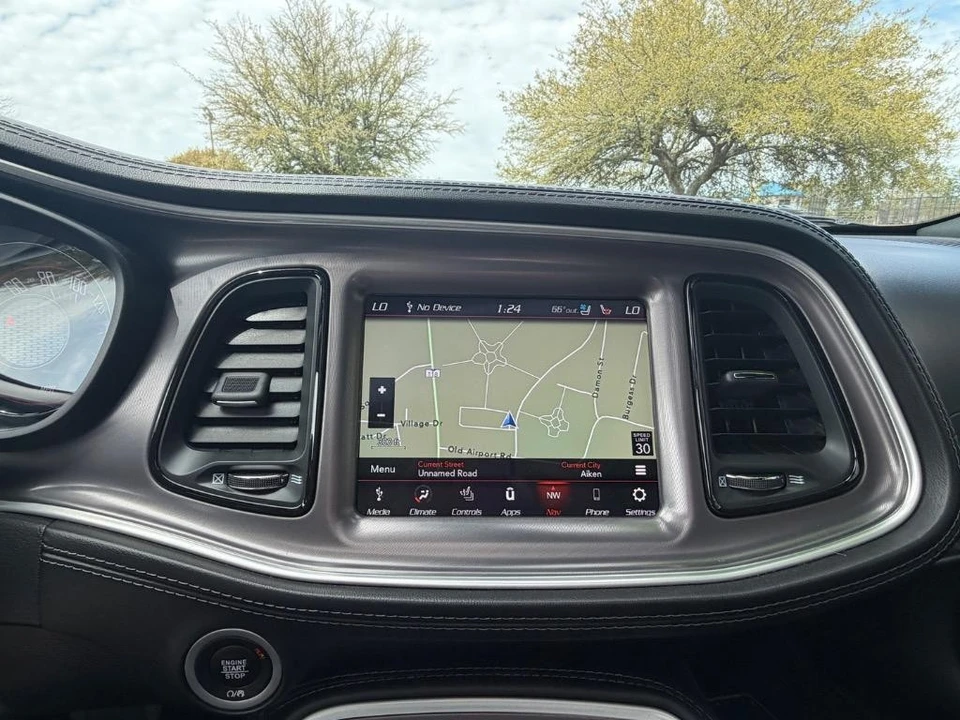 2022 Dodge Challenger 3rd Gen - Image 17 of 31