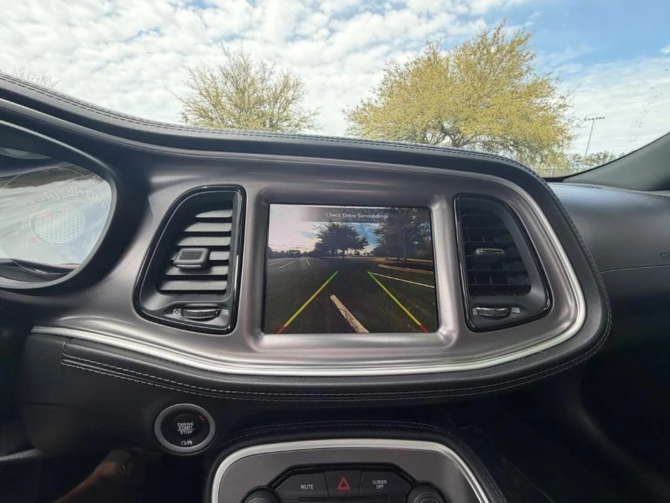 2022 Dodge Challenger 3rd Gen - Image 16 of 31