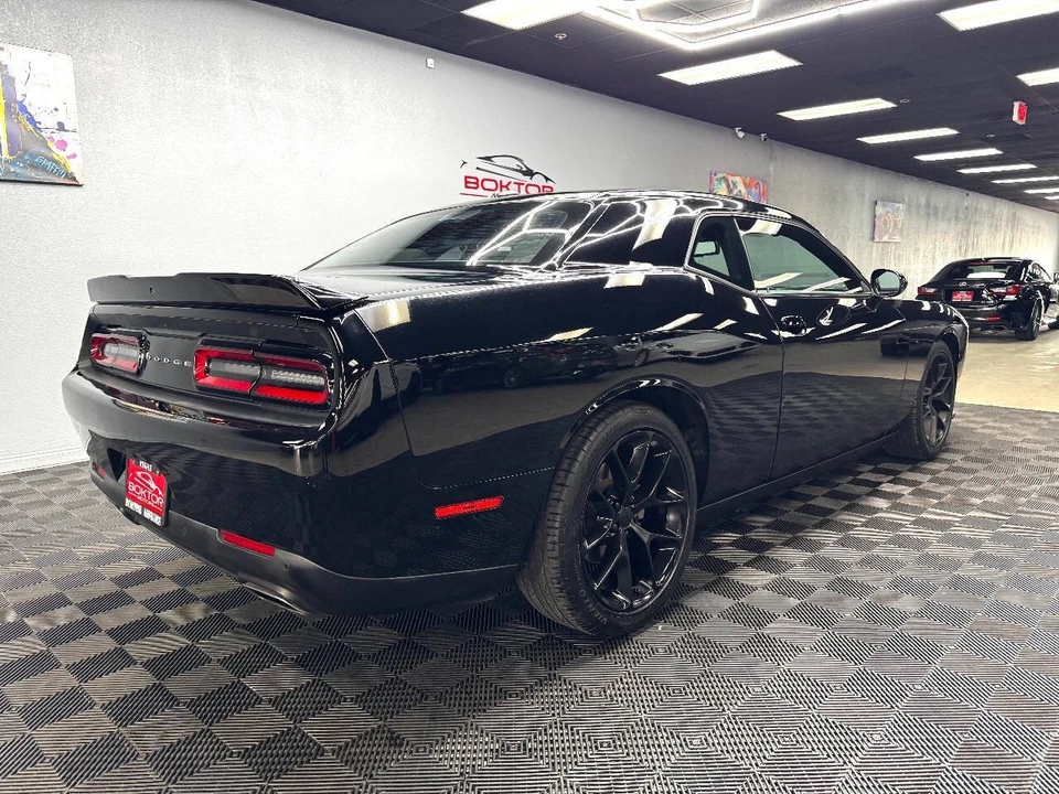 2022 Dodge Challenger 3rd Gen - Image 12 of 21