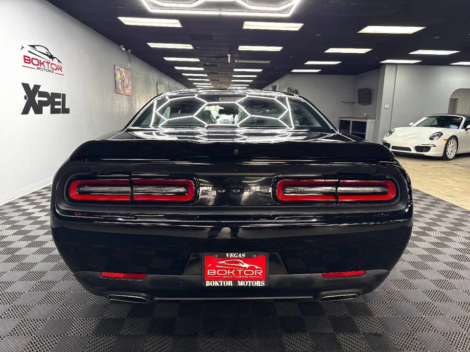 2022 Dodge Challenger 3rd Gen - Image 10 of 21