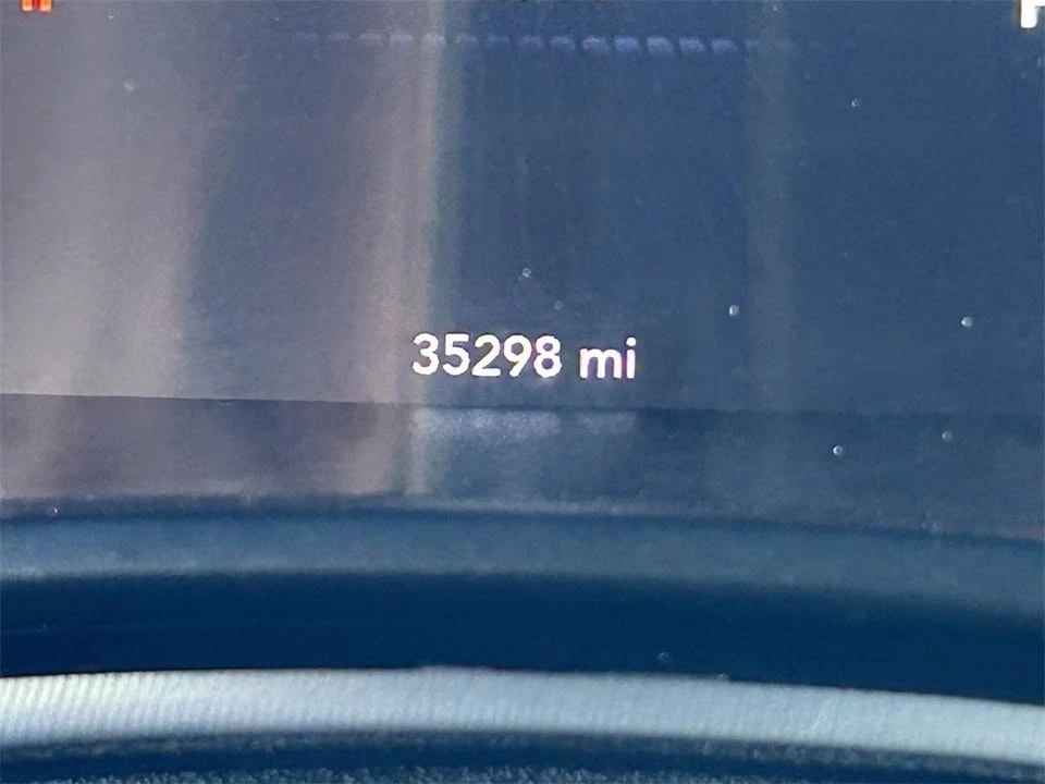 2022 Dodge Challenger 3rd Gen - Image 16 of 19