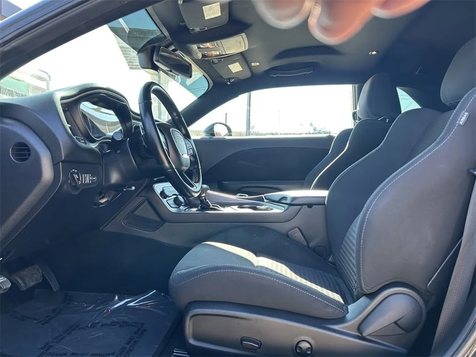 2022 Dodge Challenger 3rd Gen - Image 9 of 19