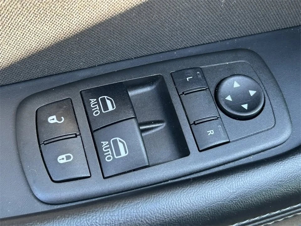2022 Dodge Challenger 3rd Gen - Image 11 of 19