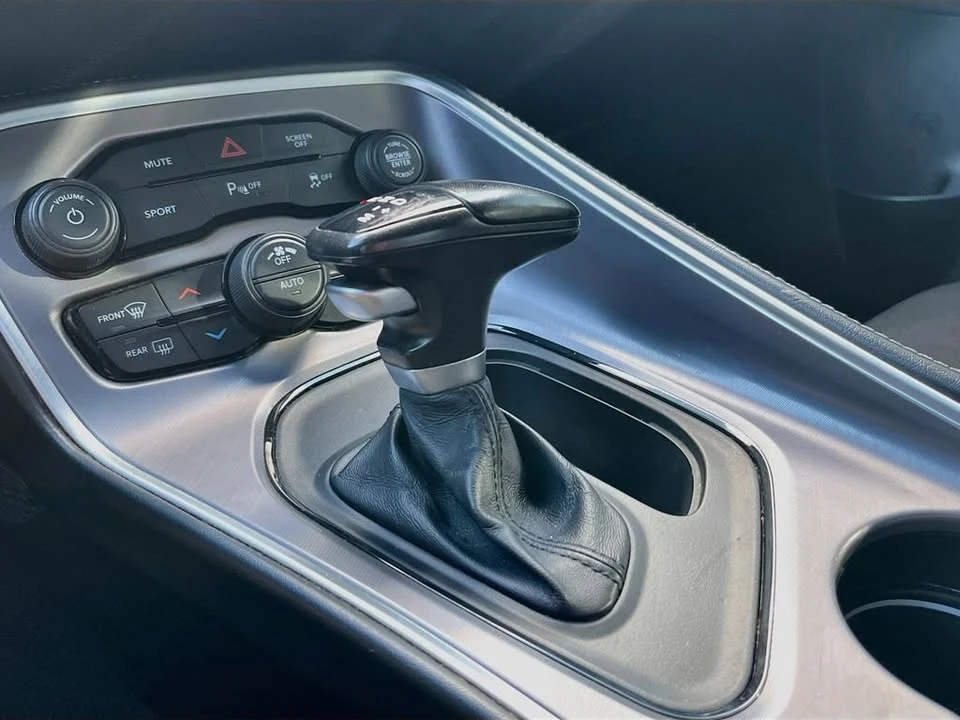 2022 Dodge Challenger 3rd Gen - Image 16 of 20