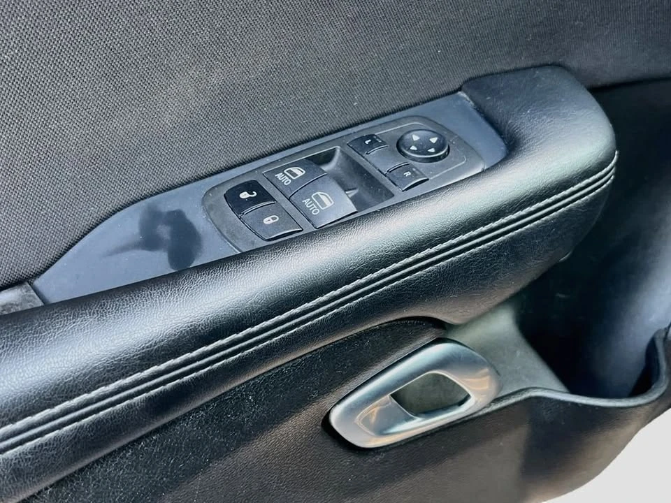 2022 Dodge Challenger 3rd Gen - Image 17 of 20