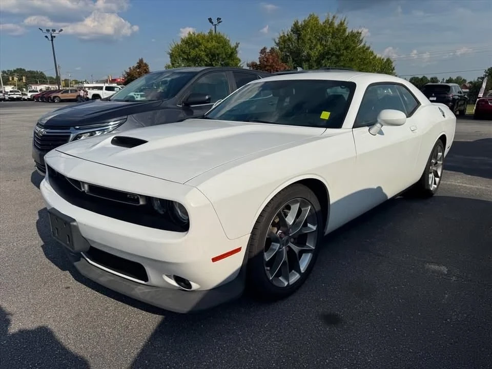 2022 Dodge Challenger 3rd Gen - Image 8 of 10