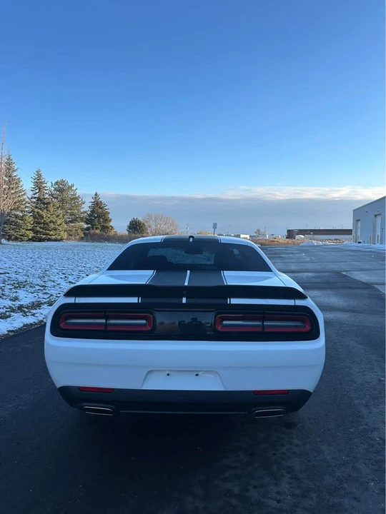 2022 Dodge Challenger 3rd Gen - Image 10 of 18