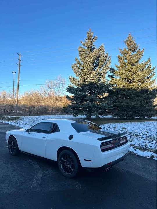 2022 Dodge Challenger 3rd Gen - Image 8 of 18